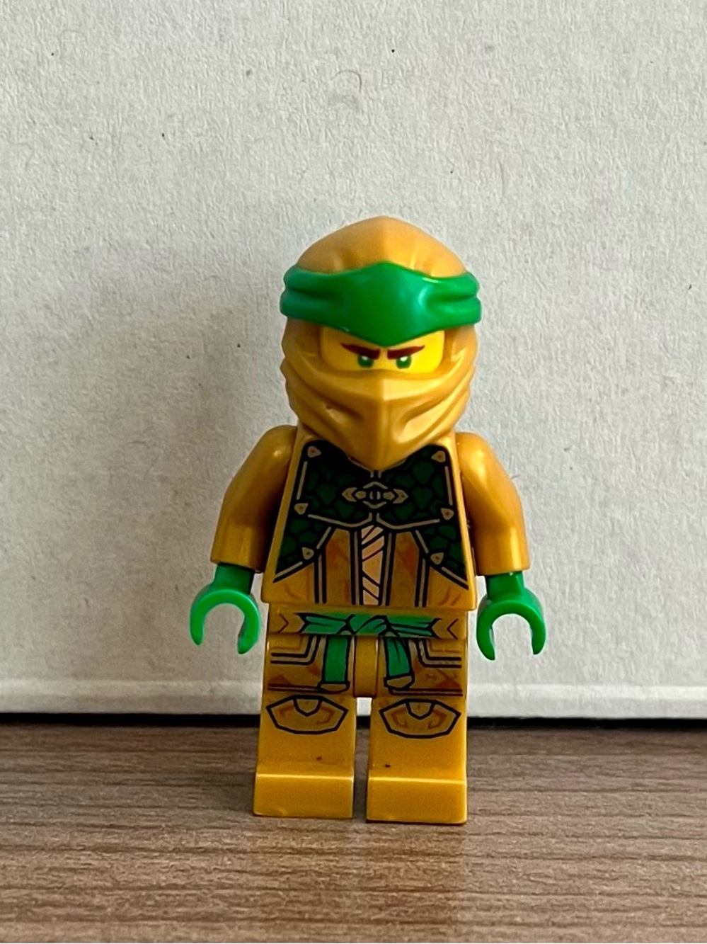 Lego Ninjago golden ninja Lloyd Minifigure